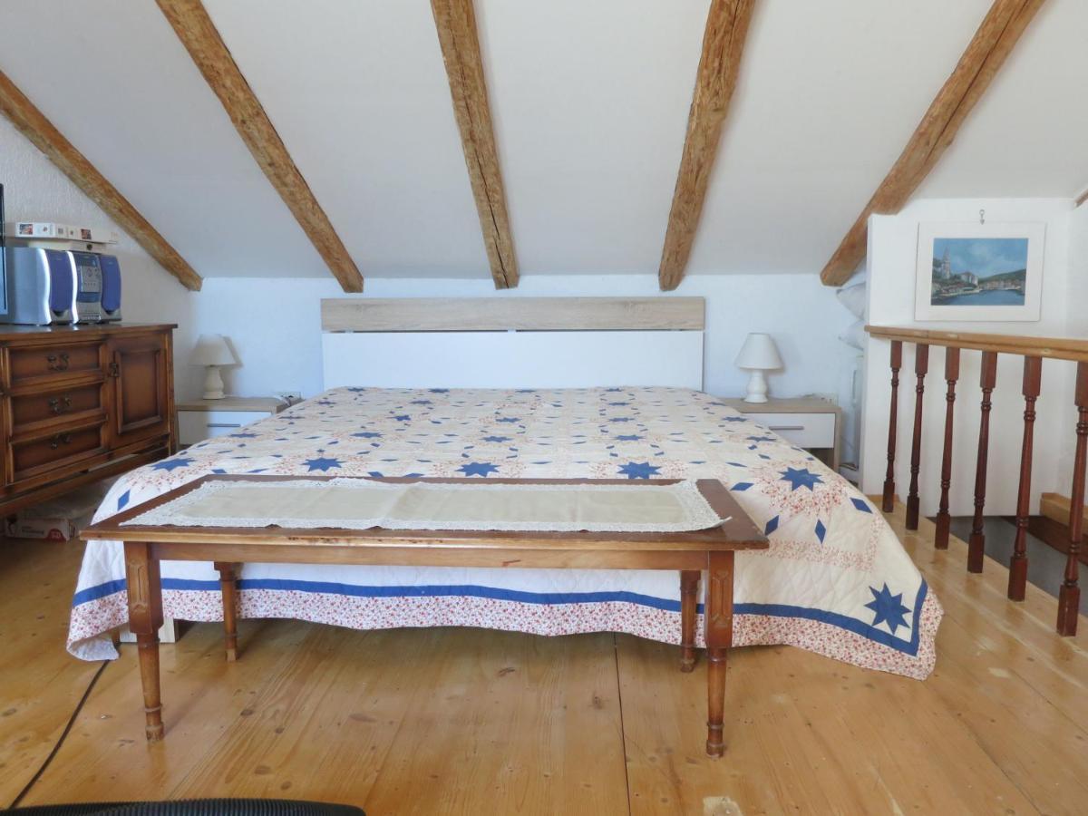 Ustrine View Villa Luaran gambar